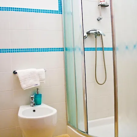 Alojamento de Acomodação e Pequeno-almoço Residenza Santa Lucia