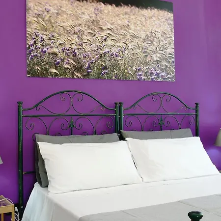 Alojamento de Acomodação e Pequeno-almoço Residenza Santa Lucia 4*