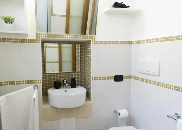 Bed & Breakfast Residenza Santa Lucia 4*