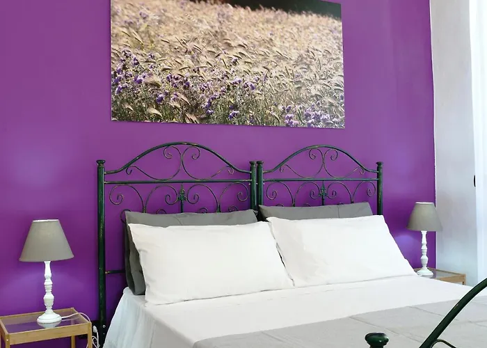 Bed & Breakfast Residenza Santa Lucia 4*