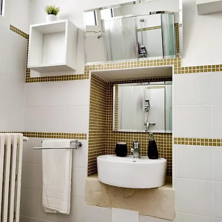 Residenza Santa Lucia 4* 갈라토네