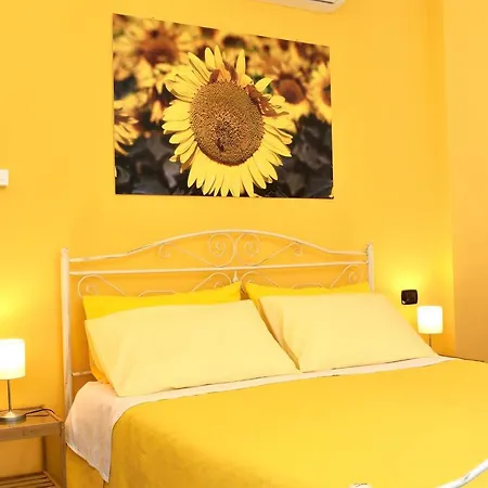 Bed & Breakfast Residenza Santa Lucia *