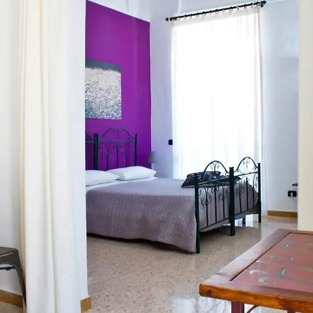 Bed & Breakfast Residenza Santa Lucia *
