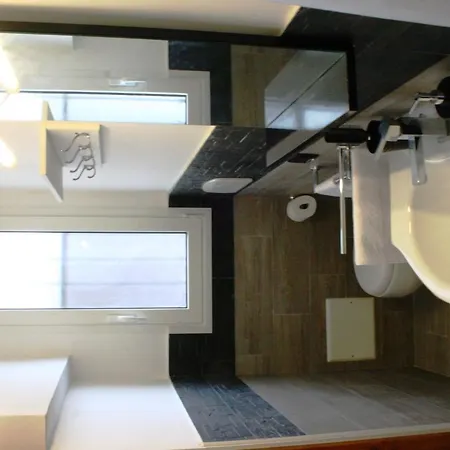 Residenza Santa Lucia 4* 갈라토네